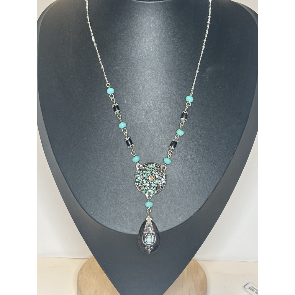 Vintage Avon for Nina Ricci Turquoise Blue Bead Medallion Necklace 17"